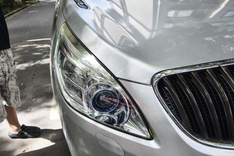Used Buick GL8 2014 3.0L GT Luxury Business Haoya Edition Right Front Headlight