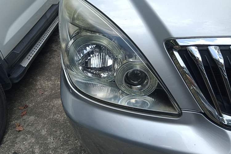 Used Buick GL8 2014 2.4L Classic Edition Right Front Headlight