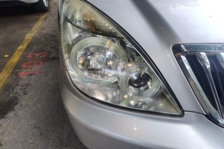 Used Buick GL8 2014 2.4L Executive Edition Right Front Headlight