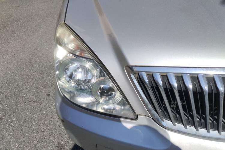 Used Buick GL8 2014 2.4L Classic Edition Right Front Headlight