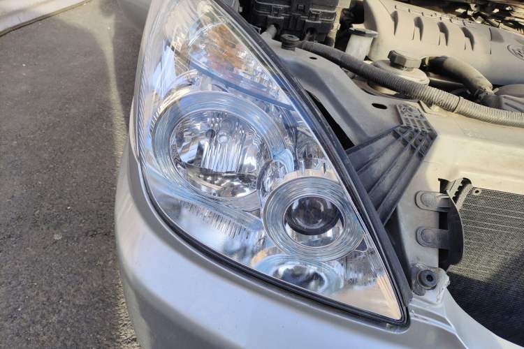 Used Buick GL8 2014 2.4L Classic Edition Right Front Headlight