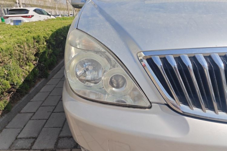 Used Buick GL8 2014 2.4L Classic Edition Right Front Headlight