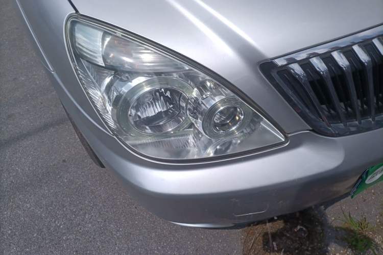 Used Buick GL8 2014 2.4L Classic Edition Right Front Headlight