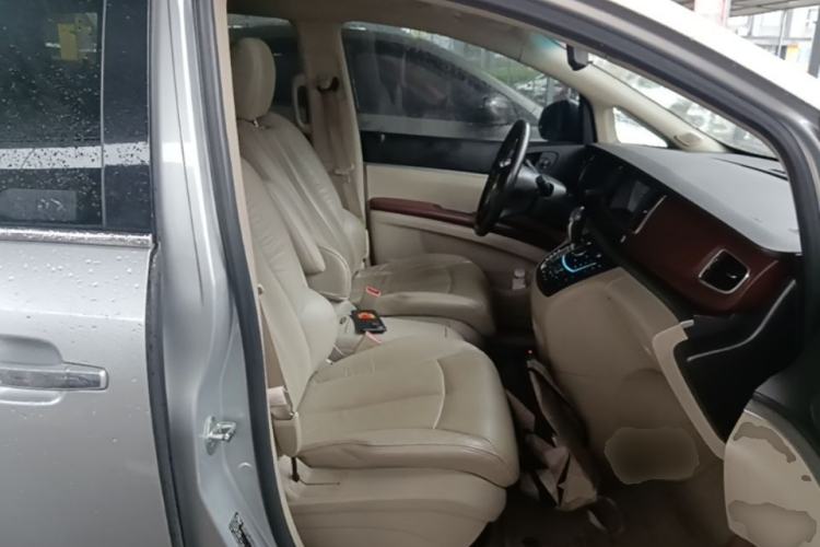 Used Buick GL8 2014 3.0L GT Luxury Business Haoya Edition Right Front Seat