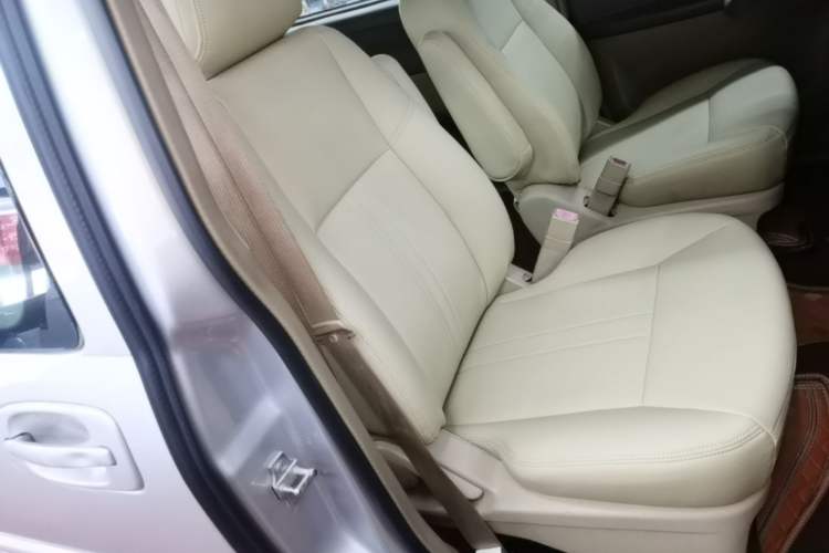 Used Buick GL8 2014 2.4L Classic Edition Right Front Seat