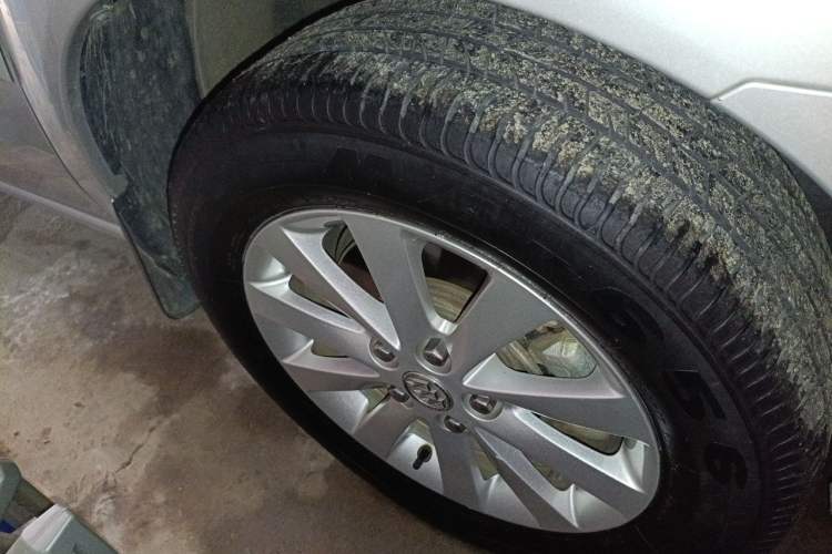 Used Buick GL8 2014 2.4L Classic Edition Right Front Wheel Hub