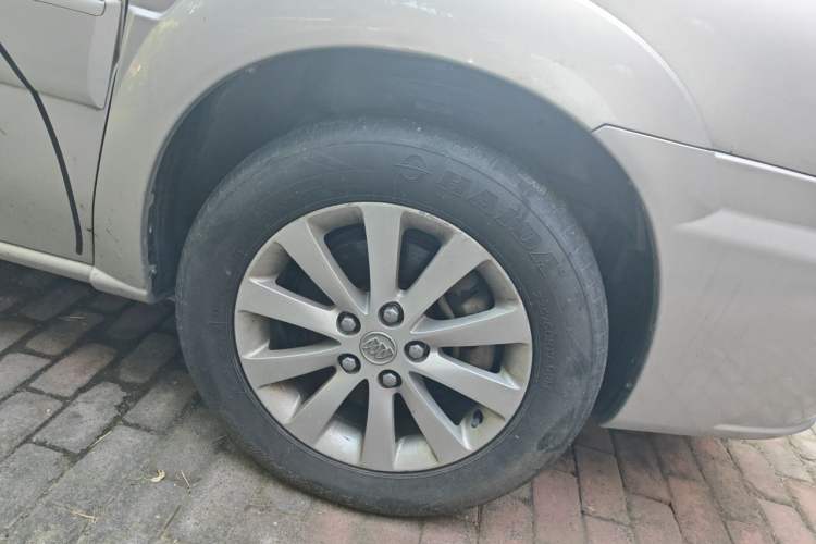 Used Buick GL8 2014 2.4L Classic Edition Right Front Wheel Hub
