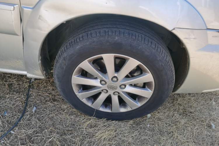 Used Buick GL8 2014 2.4L Classic Edition Right Front Wheel Hub