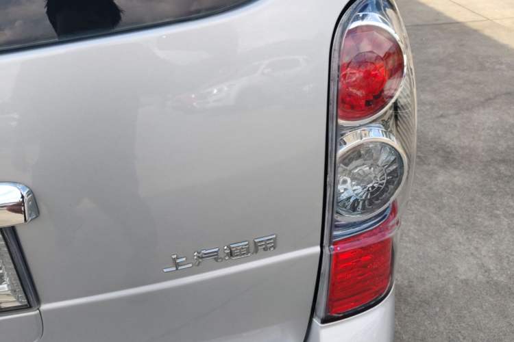 Used Buick GL8 2014 2.4L Classic Edition Right Rear Taillight