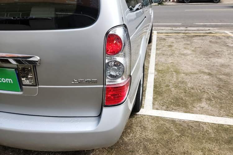 Used Buick GL8 2014 2.4L Classic Edition Right Rear Taillight