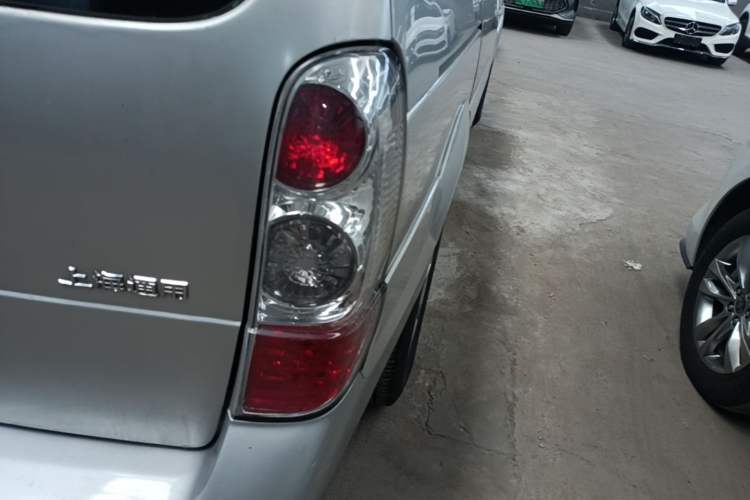 Used Buick GL8 2014 2.4L Classic Edition Right Rear Taillight