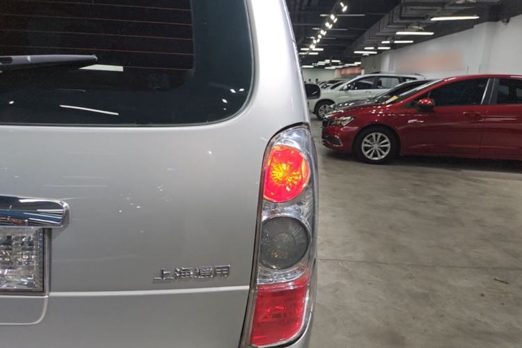 Used Buick GL8 2014 2.4L Classic Edition Right Rear Taillight
