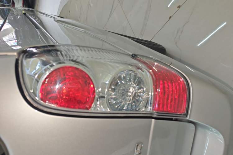 Used Buick GL8 2014 2.4L Classic Edition Right Rear Taillight