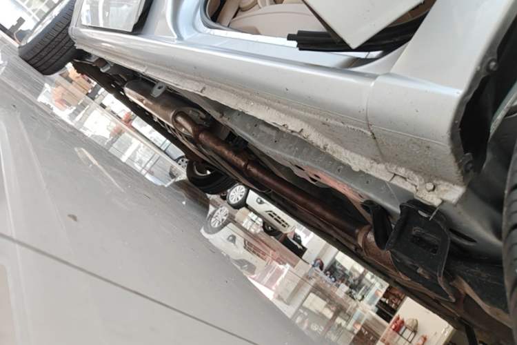 Used Buick GL8 2014 2.4L Classic Edition Right Side Sill