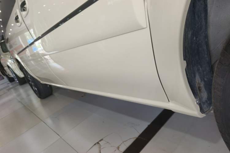 Used Buick GL8 2014 2.4L Classic Edition Right Side Sill