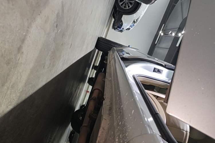 Used Buick GL8 2014 2.4L Classic Edition Right Side Sill