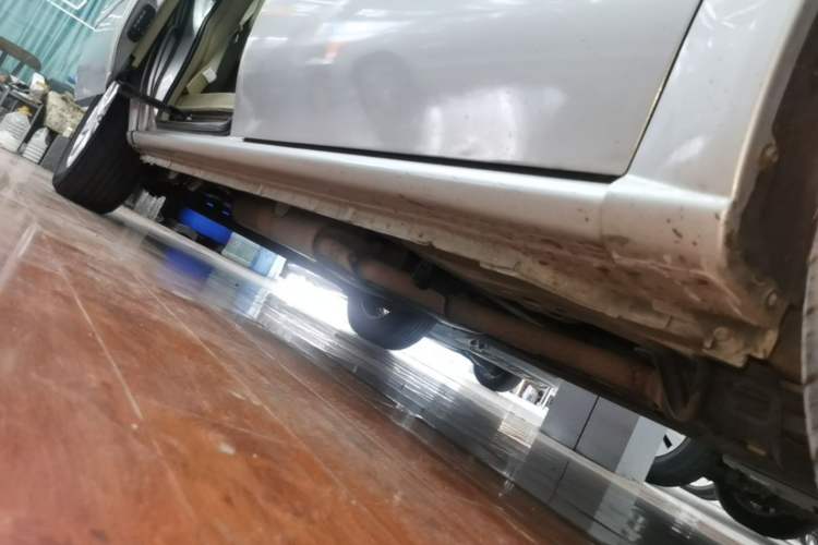 Used Buick GL8 2014 2.4L Classic Edition Right Side Sill