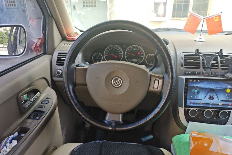 Used Buick GL8 2014 2.4L Classic Edition Steering Wheel