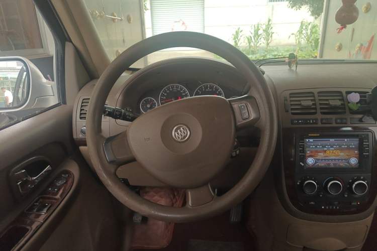 Used Buick GL8 2014 2.4L Classic Edition Steering Wheel