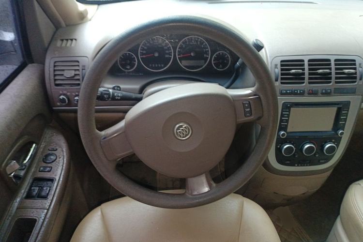 Used Buick GL8 2014 2.4L Classic Edition Steering Wheel