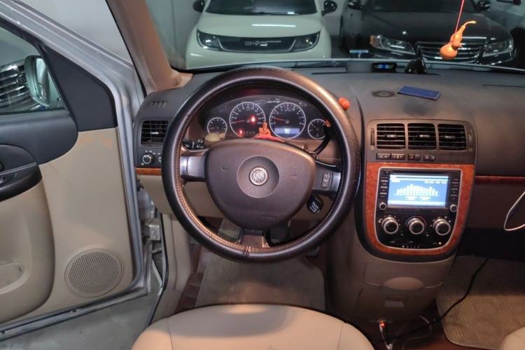 Used Buick GL8 2014 2.4L Executive Edition Steering Wheel