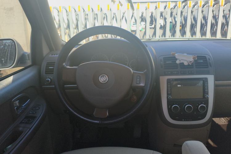 Used Buick GL8 2014 2.4L Classic Edition Steering Wheel