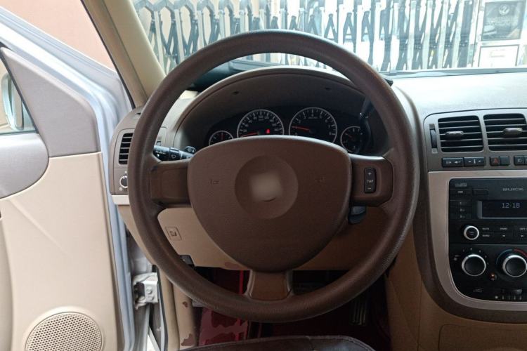 Used Buick GL8 2014 2.4L Classic Edition Steering Wheel