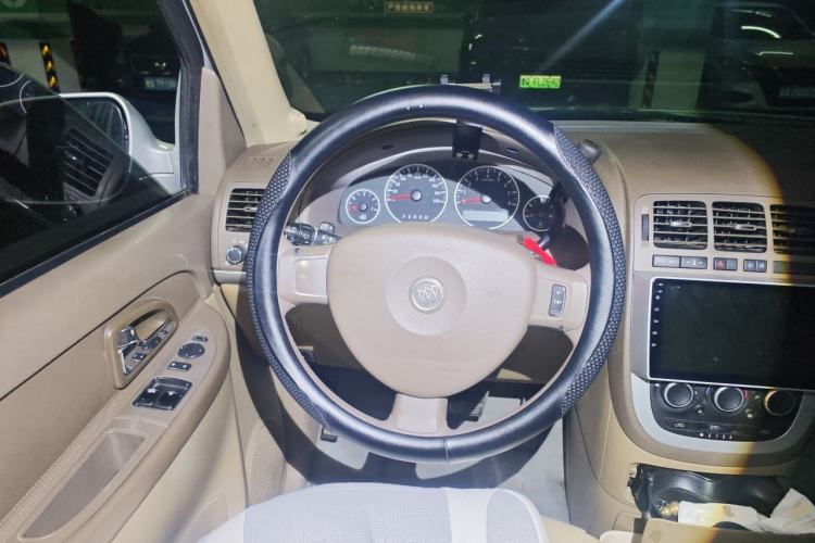 Used Buick GL8 2014 2.4L Classic Edition Steering Wheel