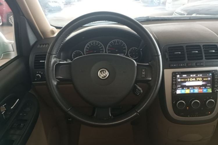 Used Buick GL8 2014 2.4L Executive Edition Steering Wheel