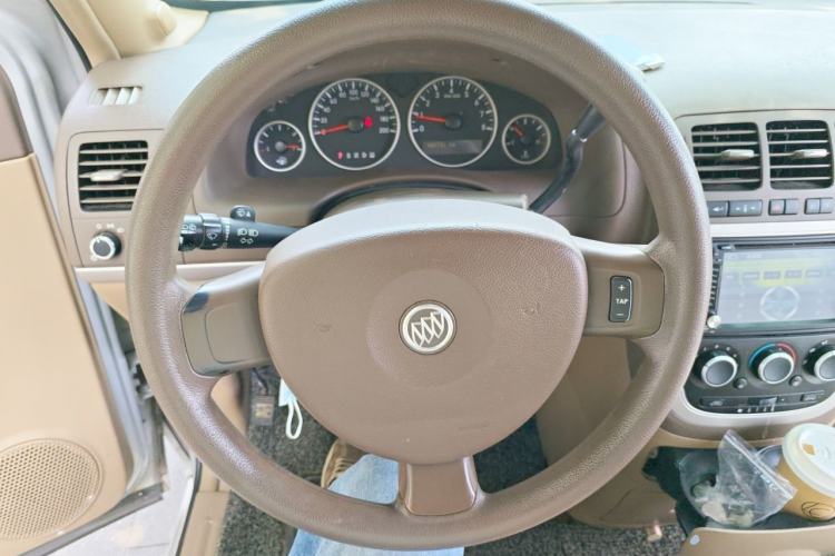 Used Buick GL8 2014 2.4L Classic Edition Steering Wheel