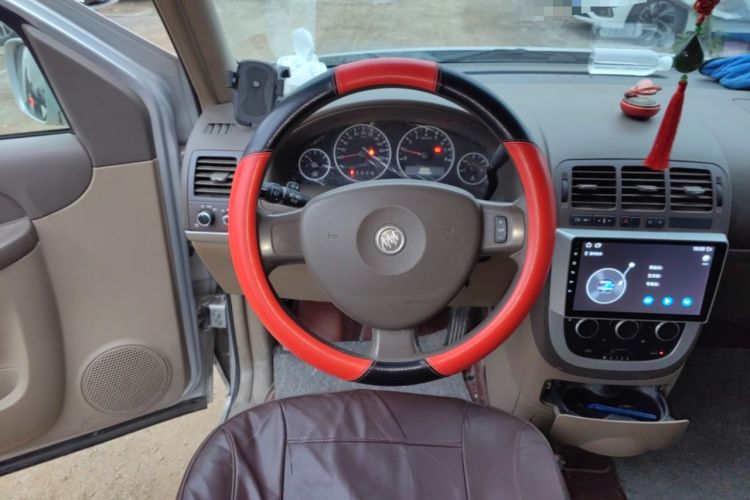 Used Buick GL8 2014 2.4L Classic Edition Steering Wheel