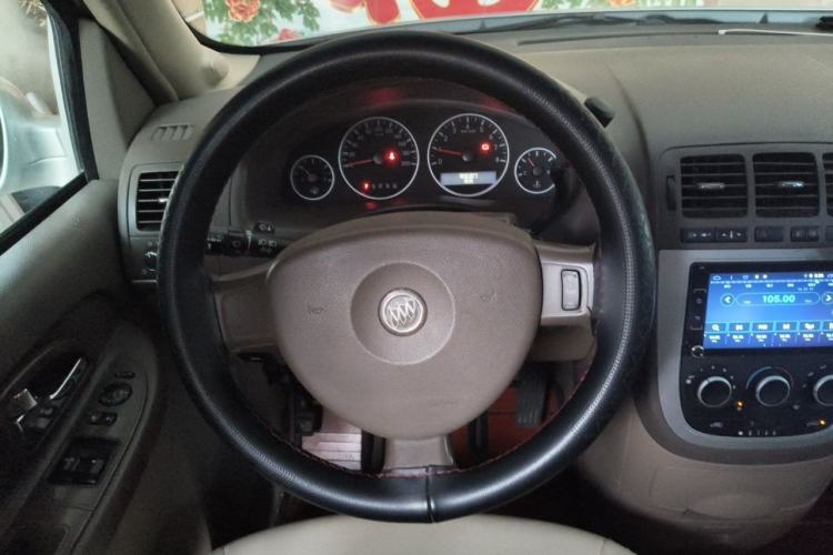 Used Buick GL8 2014 2.4L Classic Edition Steering Wheel