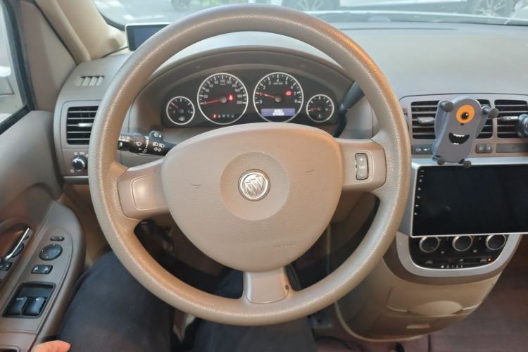 Used Buick GL8 2014 2.4L Classic Edition Steering Wheel