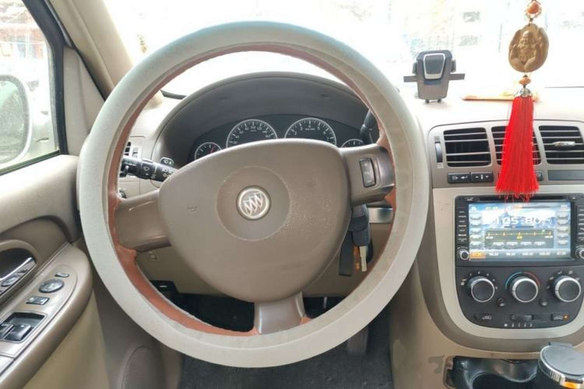 Used Buick GL8 2014 2.4L Classic Edition Steering Wheel