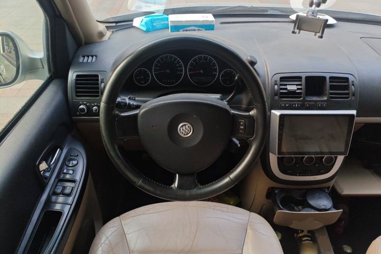 Used Buick GL8 2014 2.4L Executive Edition Steering Wheel
