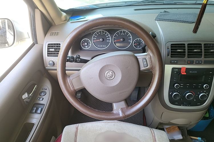 Used Buick GL8 2014 2.4L Classic Edition Steering Wheel