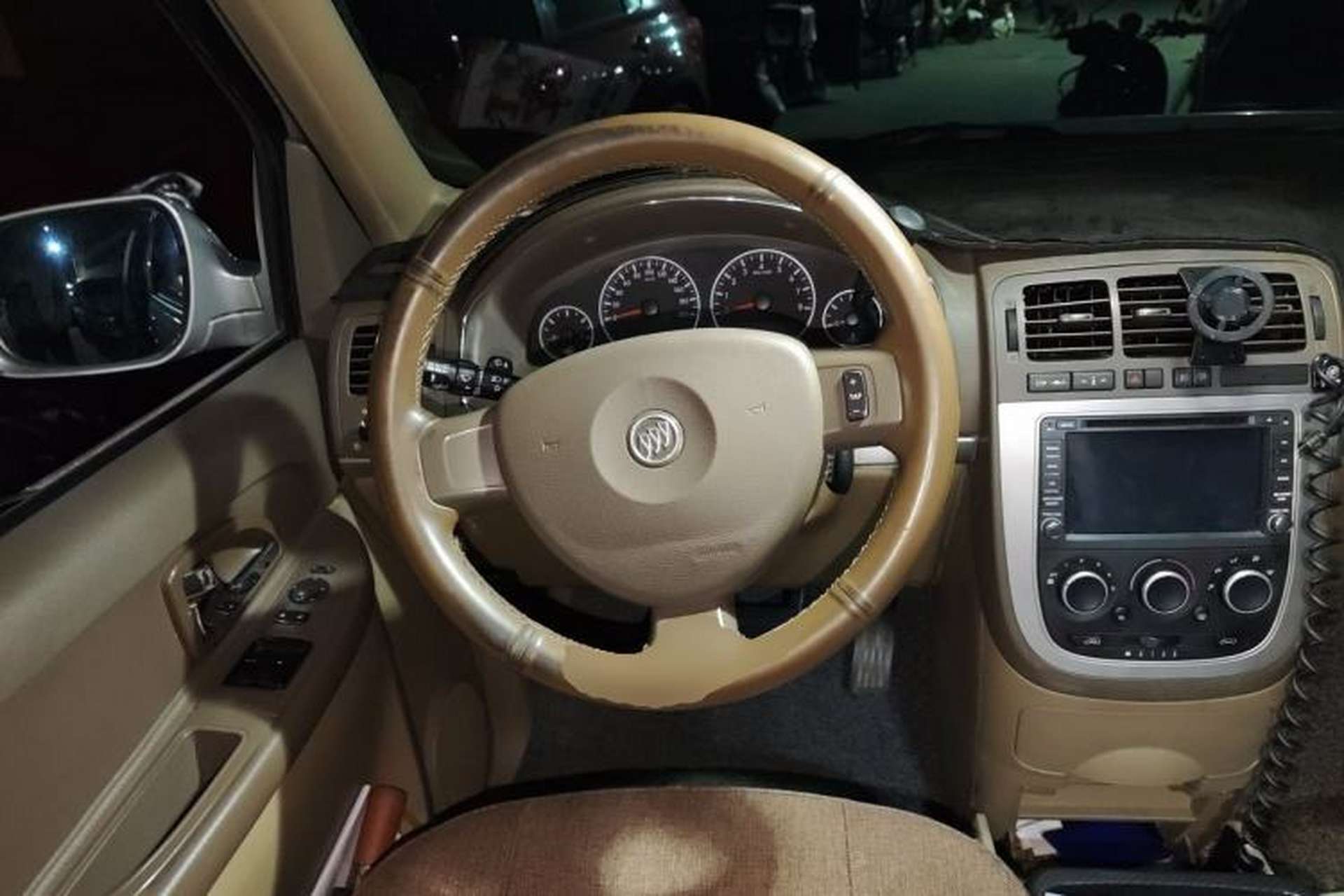 Used Buick GL8 2014 2.4L Classic Edition Steering Wheel