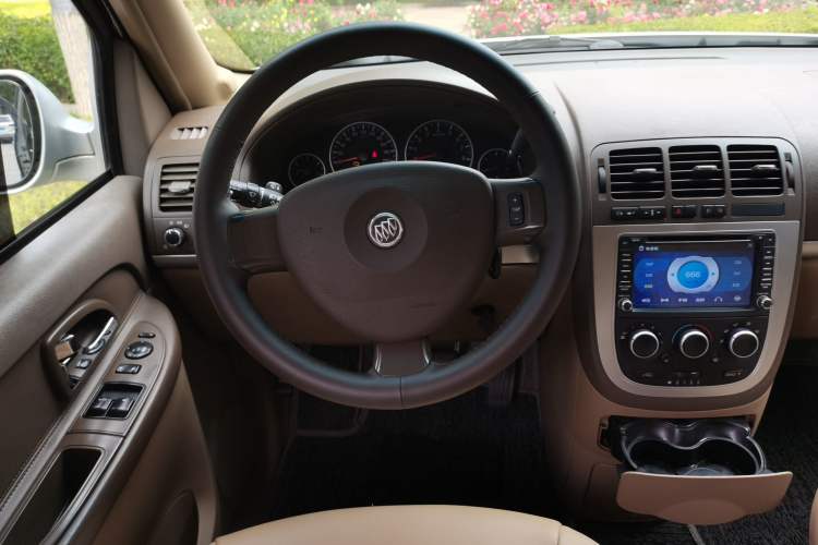 Used Buick GL8 2014 2.4L Classic Edition Steering Wheel