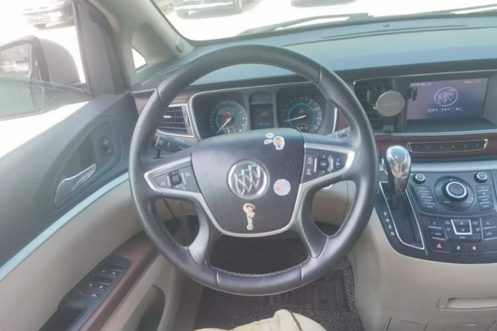 Used Buick GL8 2014 2.4L LT Luxury Business Executive Edition Steering Wheel