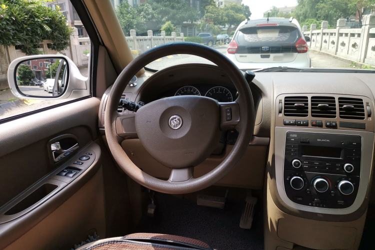 Used Buick GL8 2014 2.4L Classic Edition Steering Wheel