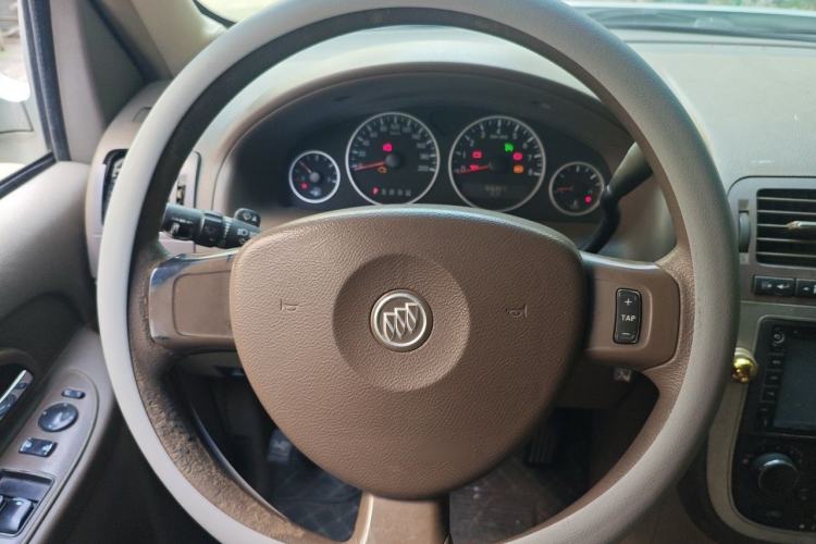Used Buick GL8 2014 2.4L Classic Edition Steering Wheel
