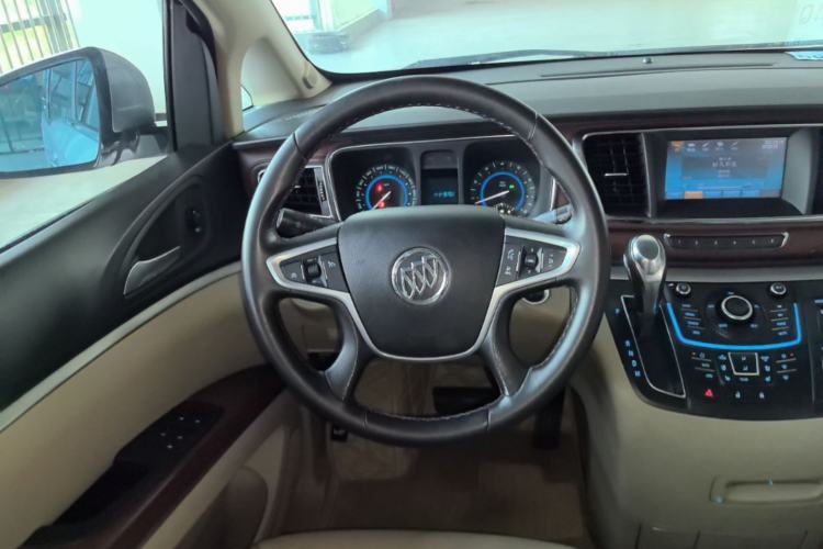 Used Buick GL8 2014 3.0L XT Luxury Business Flagship Edition Steering Wheel
