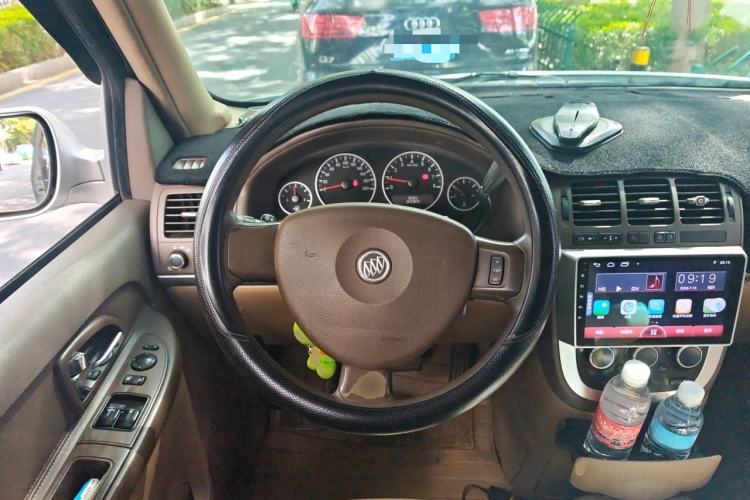 Used Buick GL8 2014 2.4L Classic Edition Steering Wheel