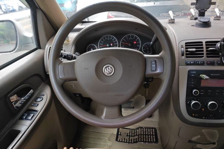 Used Buick GL8 2014 2.4L Classic Edition Steering Wheel