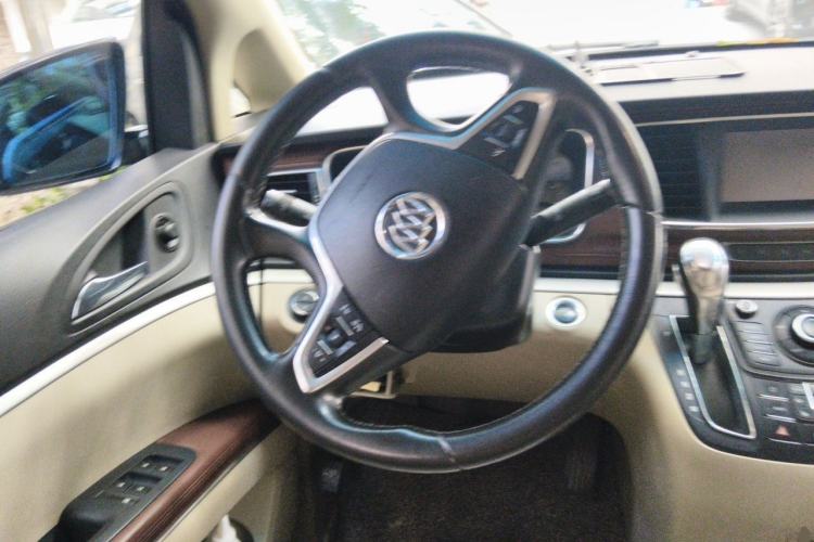 Used Buick GL8 2014 3.0L GT Luxury Business Haoya Edition Steering Wheel