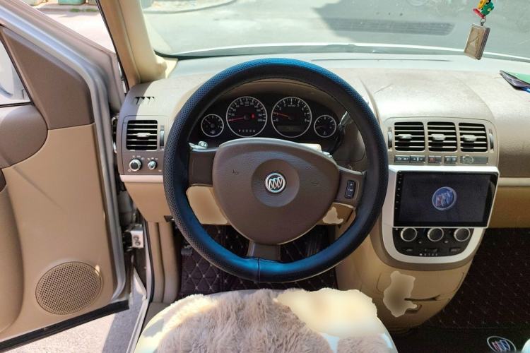 Used Buick GL8 2014 2.4L Classic Edition Steering Wheel