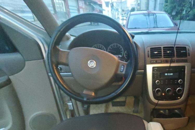 Used Buick GL8 2014 2.4L Classic Edition Steering Wheel