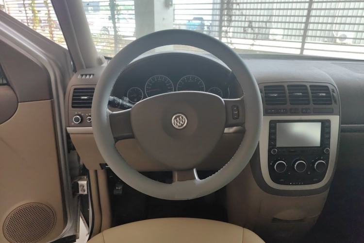 Used Buick GL8 2014 2.4L Classic Edition Steering Wheel