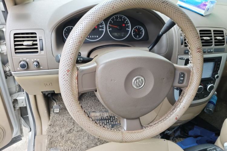 Used Buick GL8 2014 2.4L Classic Edition Steering Wheel