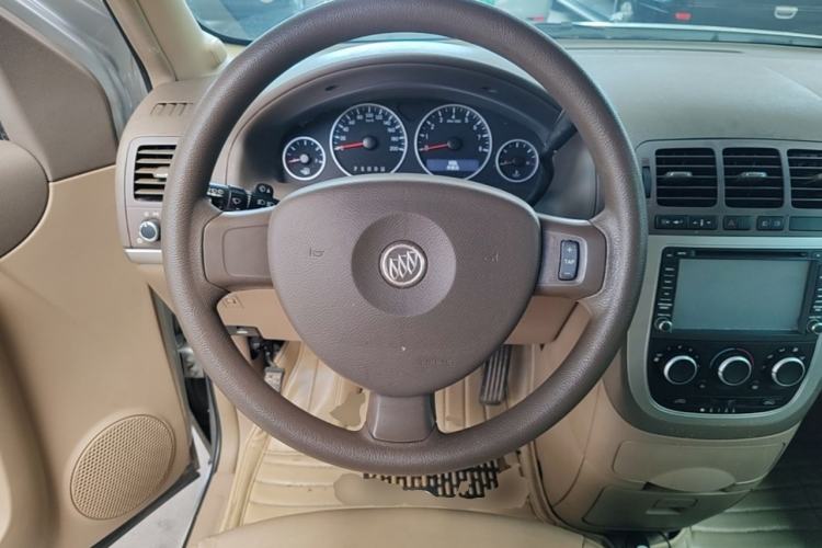 Used Buick GL8 2014 2.4L Classic Edition Steering Wheel
